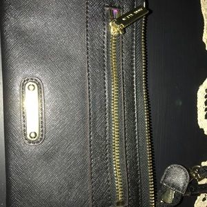 Ann Klein wristlet